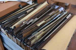 Consiliul Concurenței a declanșat o investigație pe piața serviciilor de arhivare. Agenția Națională de Cadastru și Publicitate Imobiliară, suspectată că a încălcat Legea concurenței