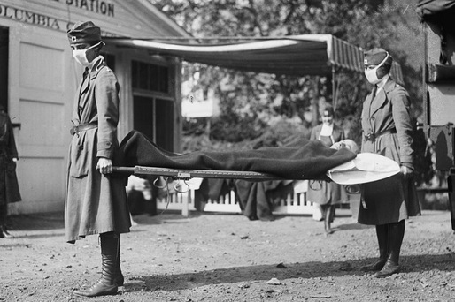 Covid-19 a ucis mai mulți americani decât gripa spaniolă din 1918-1919 și a devenit cea mai gravă pandemie din istoria recentă a SUA