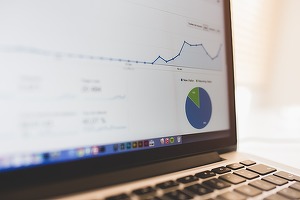 Cifra de afaceri din serviciile de piață prestate în principal întreprinderilor a crescut