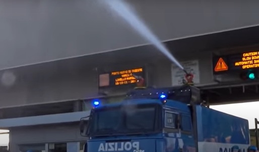 VIDEO Italia: Poliția a intervenit în forță în Trieste, contra celor care protestau față de certificatul verde
