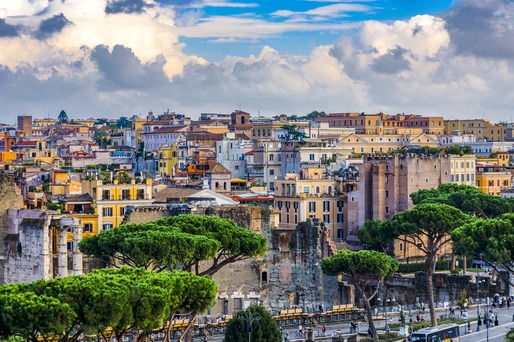 Roma, sufocată de gunoaie, introduce un plan de 40 milioane euro