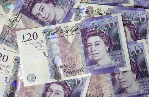Creșterea salariilor din Marea Britanie nu ține pasul cu rata inflației