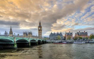 Marea Britanie nu va mai acorda „vize de aur” investitorilor milionari din afara statului