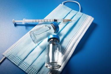 Centrele de vaccinare anti-Covid se închid. Toate persoanele vaccinate ar urma să primească tichete de masă. Unde se va mai face vaccin