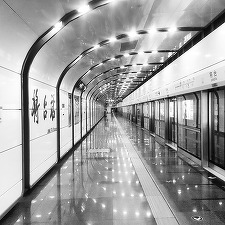 VIDEO Zeci de stații de metrou închise în Beijing