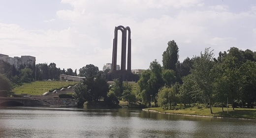 Primăria Capitalei vrea să reabiliteze Parcul Carol I