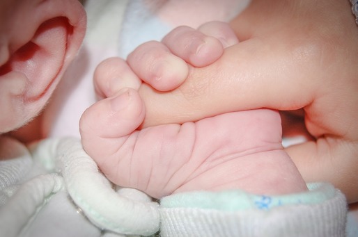 Italia: nou record negativ al natalității, pandemia golește leagănele maternităților
