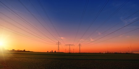 Franța: Importurile de energie au dublat deficitul balanței comerciale