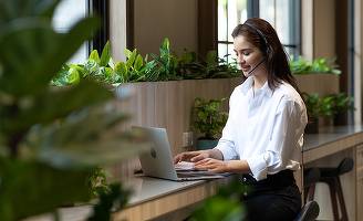 Piața echipamentelor pentru call centers din România poate crește cu 15% 