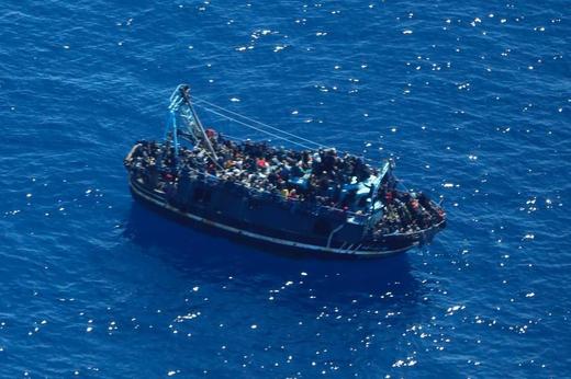 Italia declară stare de urgență din cauza migranților