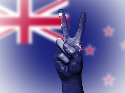 Noua Zeelandă vrea să iasă din Commonwealth, reiterează premierul Chris Hipkins înaintea încoronării lui Charles