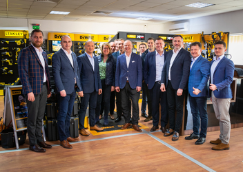 Rolul colaborării în dezvoltarea echipamentelor inovatoare