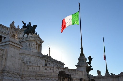 Deficitul public al Italiei a urcat