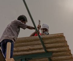 Tinerii ar trebui să muncească 70 de ore pe săptămână, spune un miliardar indian