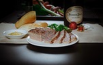 Elvețienii vor vota la un referendum pentru interzicerea importurilor de foie gras și blănuri. Tehnica hrănirii păsărilor cu forța pentru îngrășarea ficatului este interzisă în Elveția