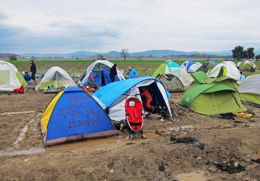DOCUMENT În pofida presiunilor Austriei pentru Schengen, România nu își majorează numărul de refugiați pe care îi poate prelua de la alte state