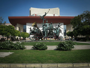 Gratuitate pentru elevi la muzee, teatru, film și evenimente sportive