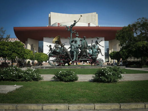 Gratuitate pentru elevi la muzee, teatru, film și evenimente sportive