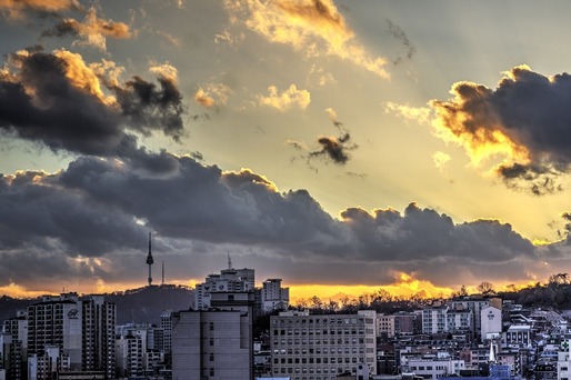 FOTO Coreea de Sud, în alertă privind baloane care aruncă gunoi din Coreea de Nord