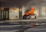 VIDEO Un vehicul Tesla, încărcat cu canistre de benzină și artificii pentru a fi transformat în bombă, a explodat în fața hotelului Trump din Las Vegas