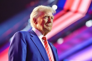 După ce a anunțat taxe vamale de 25 la sută pentru importurile de mașini, Trump amenință că ar putea impune tarife și mai mari Canadei și UE dacă acestea provoacă SUA „prejudicii economice”