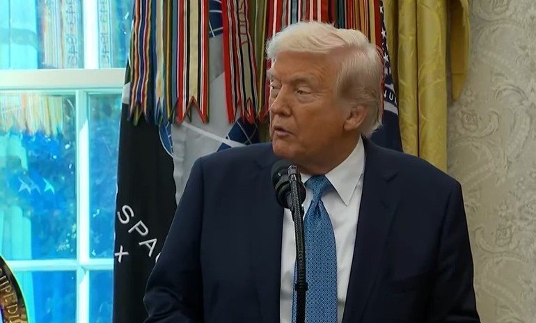 Donald Trump anunță că încheie cu Marea Britanie primul său acord pentru reducerea tarifelor vamale
