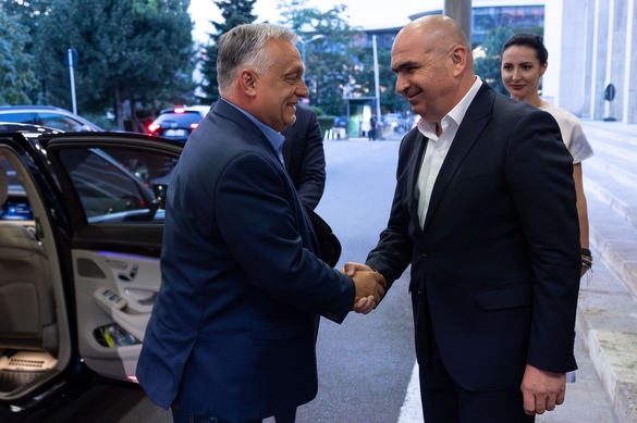 FOTO&VIDEO Ilie Bolojan a discutat cu Viktor Orban despre schimburile comerciale și dezvoltarea unor proiecte de infrastructură. Mesajul lui Orban când a ajuns la București