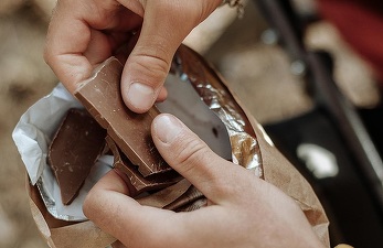 Tarife americane de 39% pentru produsele elvețiene: Ce înseamnă pentru consumatorii iubitori de ceasuri, ciocolată și cosmetice de lux