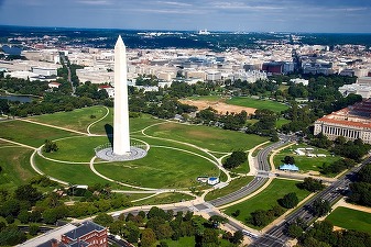 ULTIMA ORĂ Măsură rară și controversată: Trump mobilizează Garda Națională și preia controlul asupra poliției din Washington