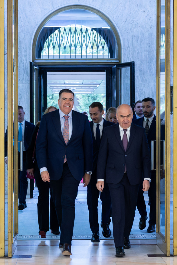 FOTO Australienii trimit o misiune economică în România. Bolojan a indicat Portul Constanța 