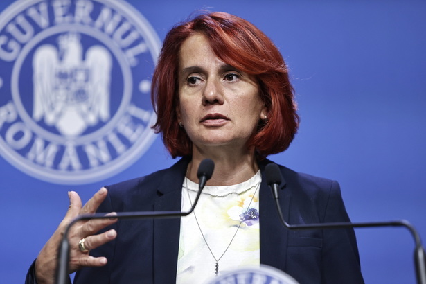 Guvern: Salariile nu se tăie cu 10%. Este vorba doar de reducerea cheltuielilor cu personalul, care poate presupune concedieri