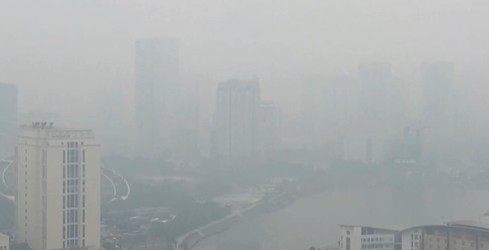 Capitala vietnameză, sufocată de poluare VIDEO