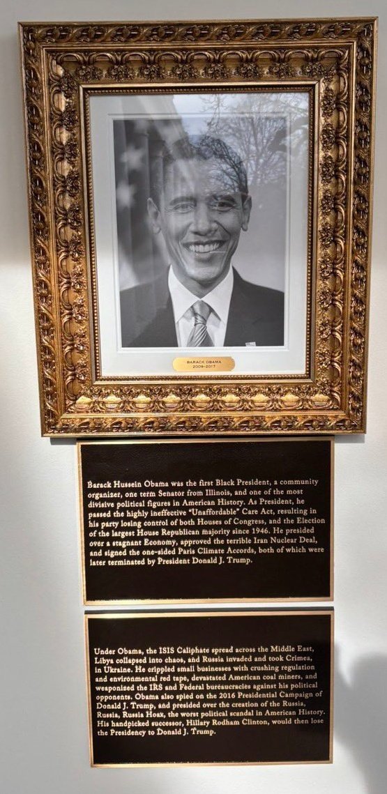 FOTO Noi critici la adresa lui Biden și Obama. Donald Trump a schimbat plăcuțele din „Galeria președinților” de la Casa Albă