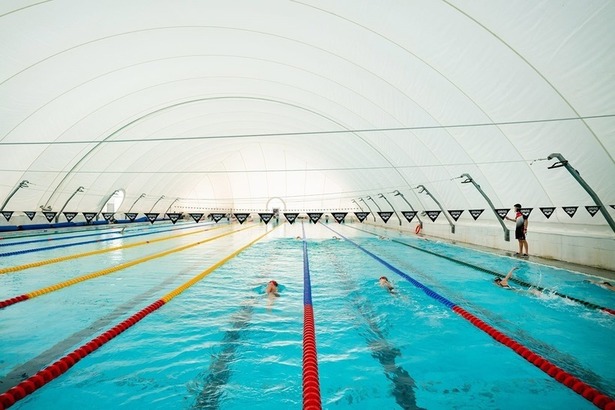 Ministerul Dezvoltării va moderniza baza de înot de la Lia Manoliu. Anterior, David Popovici a vorbit despre starea deplorabilă a bazinului 