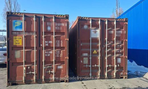 Zeci de tone de deșeuri descoperite în Portul Constanța FOTO