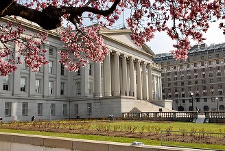Trezoreria SUA anulează contractele cu Booz Allen după ce un angajat a publicat informații despre declarațiile fiscale ale lui Trump