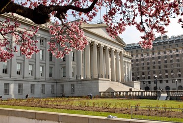 Trezoreria SUA anulează contractele cu Booz Allen după ce un angajat a publicat informații despre declarațiile fiscale ale lui Trump