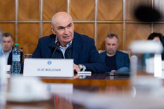 Bolojan: Cetățenii există pentru ca angajații din primărie să-și ia salariile! Cât timp nu înțelegem asta, că trebuie să inversăm aceste lucruri, n-am făcut nimic