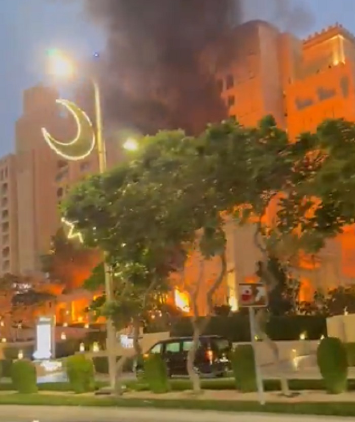 VIDEO Explozie la celebru hotel de lux de pe o insulă emblematică din Dubai, după riposta iraniană