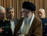 Liderul suprem al Iranului a decedat, trupul a fost găsit, anunță un oficial israelian. Purtătorul de cuvânt al Ministerului de Externe al Iranului, în replică: „Teafăr și nevătămat!”