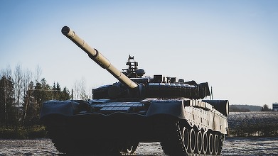 Cheltuielile militare la nivel global au crescut în ultimul an. Europa - motorul principal al majorării
