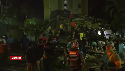 VIDEO Dormitoare improvizate: Oamenii au dormit pe saltele și rogojini întinse pe asfalt sau în autoturisme în Venezuela, după cutremur