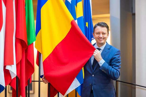 Siegfried Mureșan promite: NU vor exista creșteri de taxe sau impozite. Relaxare fiscală și revenire la cota TVA de 19% - ”de îndată ce este posibil”. Atenție deosebită pentru companiile de stat, cu listări sau privatizări