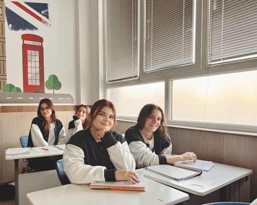 Elevii, chemați astăzi să vină în negru la școală