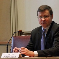 Corespondență din Bruxelles: Valdis Dombrovskis, vicepreședinte CE, despre Fondul Monetar European - Nu vedem nicio criză la orizont, dar este bine să repari acoperișul când e soare afară