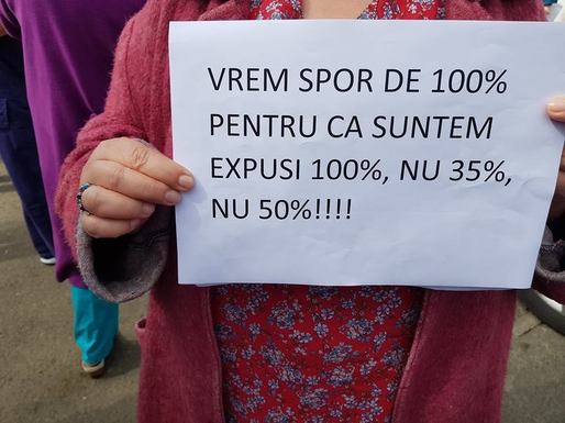 Protestele angajaților din sistemul sanitar față de scăderea veniturilor continuă; la București și Iași, salariații din unitățile de pneumoftiziologie au ieșit în stradă