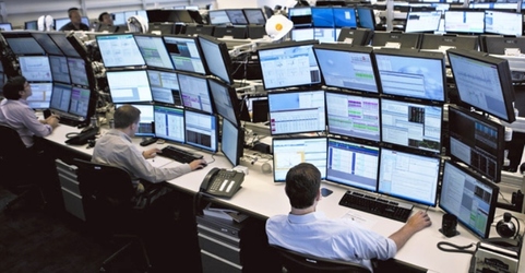 Traderii europeni de energie cer Guvernului să suspende de urgență taxa ANRE de 2% pe cifra de afaceri a companiilor din sector: "Efectele vor fi devastatoare"