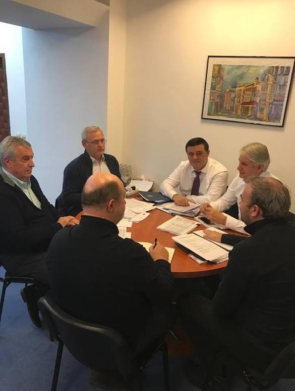 FOTO Dragnea, Tăriceanu, Teodorovici și Vâlcov s-au întâlnit, fără Dăncilă, pentru a discuta proiectul de buget 