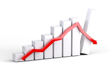 ULTIMA ORĂ FMI a înrăutățit prognoza de creștere pentru economia României la 3,1%, cel mai pesimist scenariu în rândul instituțiilor internaționale
