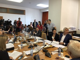 DOCUMENT Modificări la taxarea pensiilor speciale: Este scutită partea de contributivitate. Foștii șefi de stat nu mai scapă